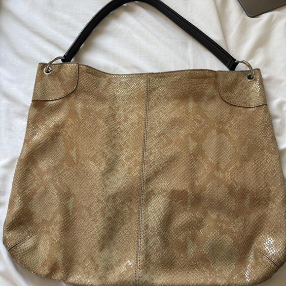 Tan And Cream Snake Skin 26 B 0 - Picture 1 of 2